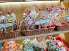 零售区-上海虹口糕团(福州路店)
