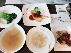 -英芬国际月子中心(岛屿度假月子·洲至奢选香岚店)
