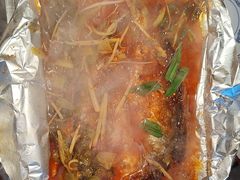 -愿者上钩·纸包鱼(翻身店)