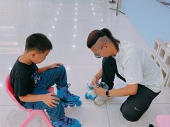 -米高轮滑·自由式轮滑·速桩·滑板(锦辉店)