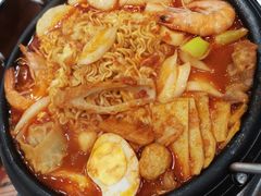 -贵宾庄炸酱面·韩式料理(高区店)