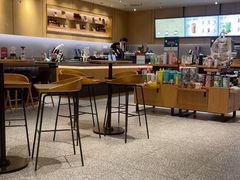 -星巴克臻选(金桥国际店)