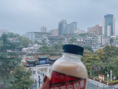 -包整·丝娃娃(一览甲秀楼风景店)