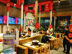 大堂-么肆烤肉·中式自助·烤肉大排档(街道口季佳PAI店)