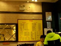 -华威达牛庄(黄埔大道西店)