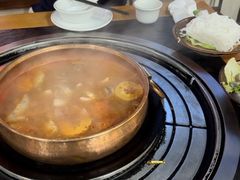 -阿山卓·野生菌火锅·纳西火塘烤肉