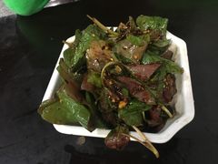 拌折耳根-梯坎豆花