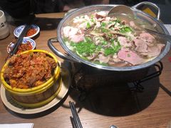 -肖四女乐山跷脚牛肉(世博源店)