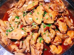 鸡翅煲-胖哥俩肉蟹煲(湖滨银泰in77店)