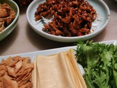 薄脆京酱肉丝-小吊梨汤·北京菜·烤鸭(华润万象城店)
