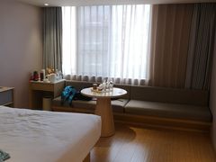 -全季酒店(广州越秀公园店)