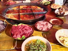 -正南齊北重庆老火锅(光华村直营店)
