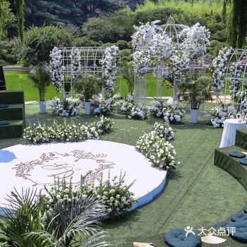 地理位置： 济南.南郊宾馆  特色推荐： 本场户外婚