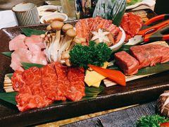 -炼火烤肉店