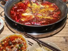 -王婆乔鲜鱼自助火锅(蜀汉路店)