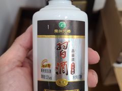 -九鼎香酒店