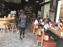 大堂-星巴克臻选(济南恒隆店)