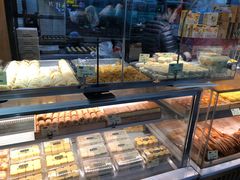面包甜点陈列柜-泸溪河桃酥(长乐路店)