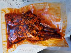勾魂兔腿-鑫记婆婆兔·成都特产·兔头手撕兔(太古里店)