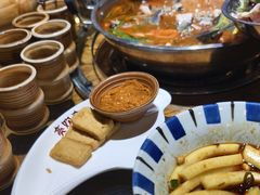 -亮欢寨酸汤鱼(沙冲路店)