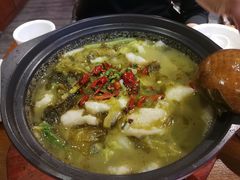 -周鱼小馆石锅酸菜鱼(活力汇店)