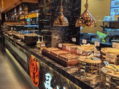 -黑金·寻焰自助百汇·烤肉·火锅(中街店)