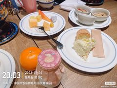 -咖啡苑自助餐厅·中国大饭店