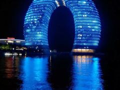 -湖州太湖旅游度假区-月亮广场