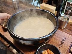 -银米·云南传统过桥米线(双廊黑金冠店)