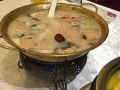 -锦龙国际酒店(天津奥体中心华苑地铁站店)