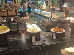 -广州万富希尔顿酒店·感趣自助餐厅·金秋蟹宴生蚝海鲜刺身