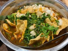 -柳州肥姨妈大骨螺蛳粉(万达中心店)
