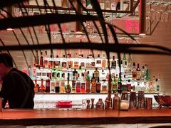 -FOUR PLAY BAR