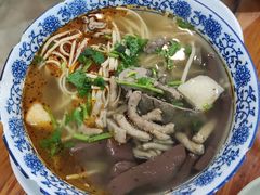 -叶新小吃店(来凤小区总店)