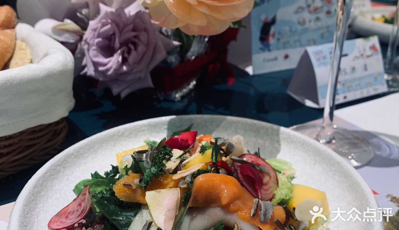 加拿大美食佳酿节，吃肉喝酒不负春光