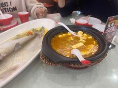 -花小蟹·无锡菜·大闸蟹文化主题餐厅·评弹表演(南长街店)
