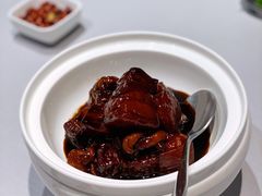百叶结红烧肉-屋里厢上海菜馆