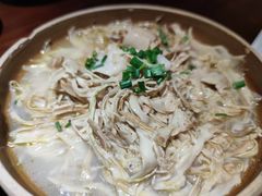 -钟掌勺忘不了地道湘菜(新天地假日广场店)