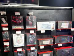 -ROG玩家国度(美罗城店)