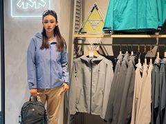 -王府井奥莱临潼小镇(临潼店)