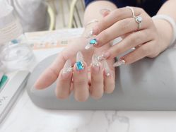 -尤米一站式美甲美睫