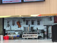 -犟骨头排骨饭•大骨面(弘阳广场店)