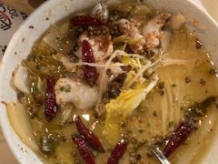 -渔语鱼酸菜鱼新川菜(来福士店)