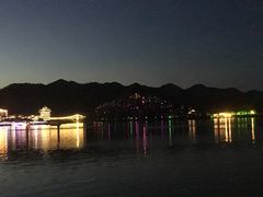 -醉江景酒店式公寓(桐庐利时广场店)