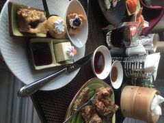 唐拉雅秀思创-唐拉雅秀酒店-西锦汇空中BBQ·思创餐厅