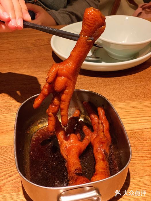 弄堂里(龙井路店)弄堂里的卤鸡爪图片