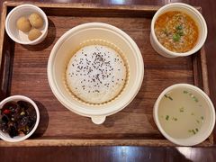 -蟹上黄·蟹黄面·江南糖水(人民广场店)