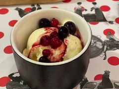 加泰罗尼亚奶冻配香草冰激凌-TOMATITO(无限极荟店)