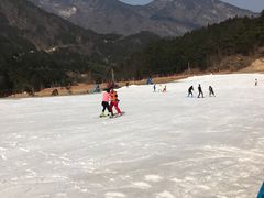 -大别山南武当滑雪场