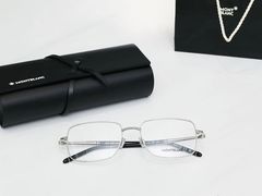 -目艮眼镜SHOWROOM(品牌集合店)